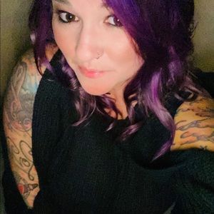 Meet your Posher, April